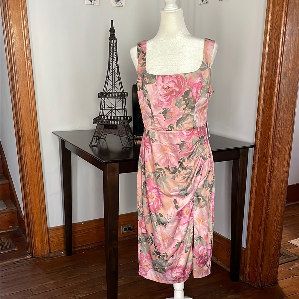 Floral Pink Midi Dress with Square Neck